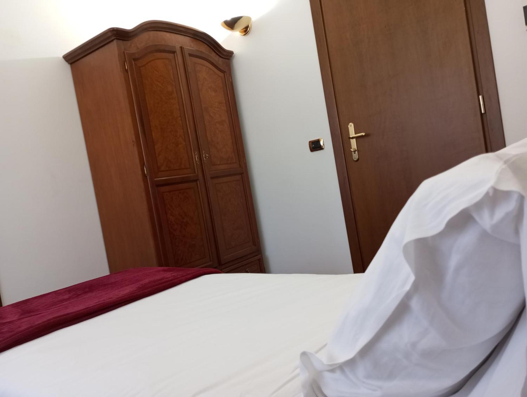 Regina Hotel Pollino Морано-Калабро Номер фото